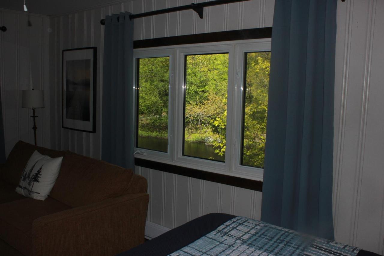 Trillium Resort & Spa Port Sydney Esterno foto